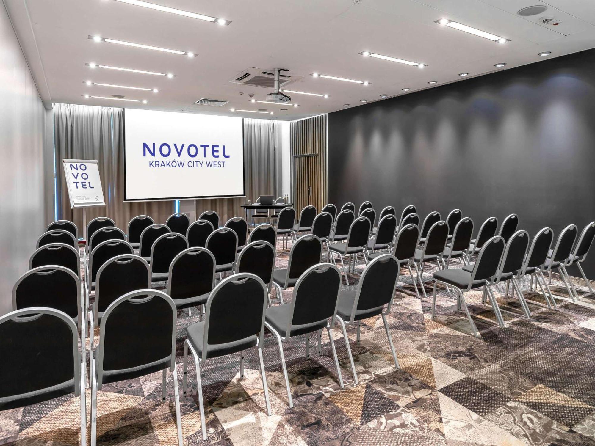 Novotel West